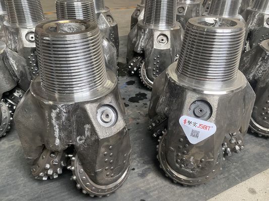 IADC 537 Bit chèn cacbua vonfram 12 1/2&quot; 12 1/4&quot; để khai thác khí