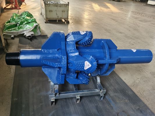 600mm Hard Rock khoan lỗ Reamer với một con nón cuộn với 12 inch cuộn bit