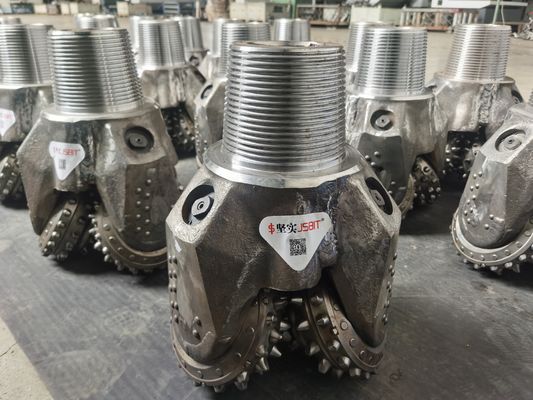 Nhà máy 12 Inch IADC537 Tricone Roller Cone Bit cho khoan giếng dầu