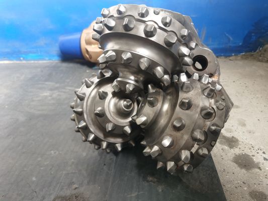 Nhà máy 12 Inch IADC537 Tricone Roller Cone Bit cho khoan giếng dầu